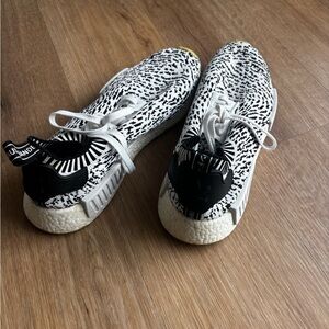 Adidas NMD R1. Sashiko White.